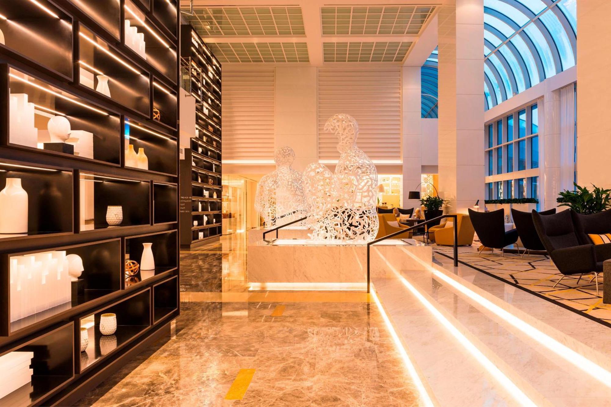 Le Royal Meridien Hotel 5*